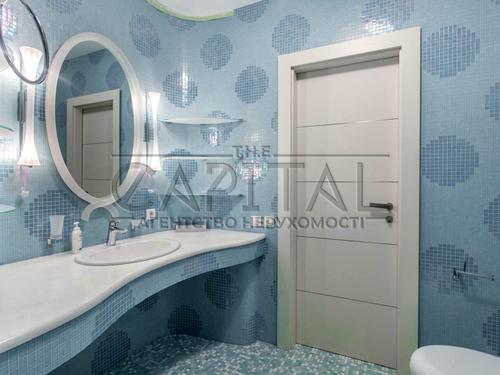 квартира за адресою Шота Руставелі вул., 44