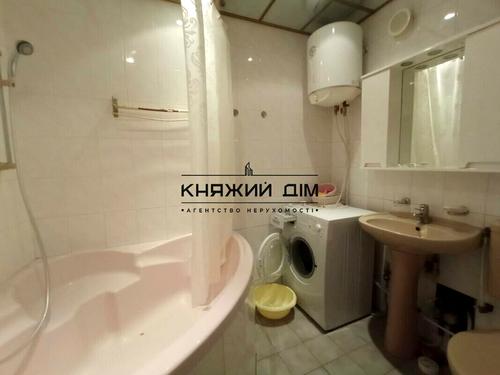 квартира за адресою Київ, Антоновича вул. (Горького), 170/172