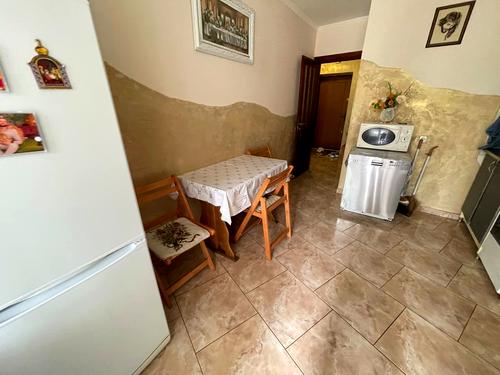 квартира за адресою Коновальця вул., 19
