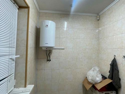 комерційна за адресою Магдалинівська вул., 1А