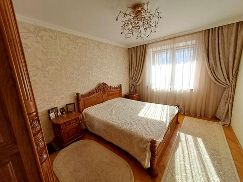 квартира за адресою Львівська вул., 12