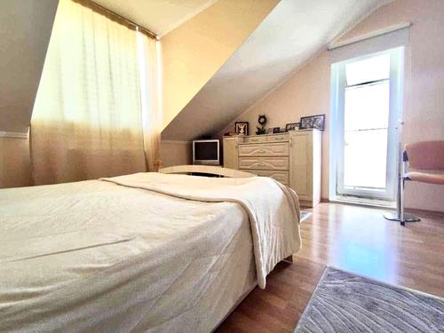 квартира по адресу Коновальца ул., 3