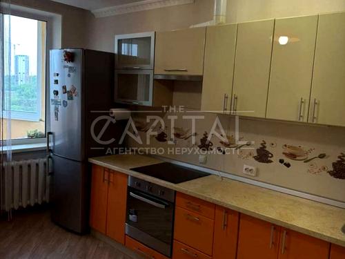 квартира за адресою Саперно-Слобідська вул., 10