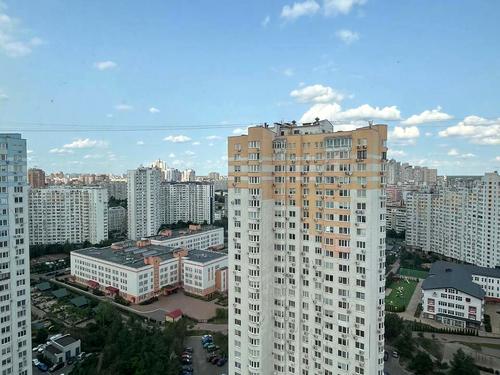 квартира за адресою Єлизавети Чавдар вул., 2