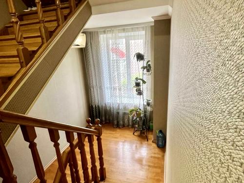 дом по адресу Шкільна