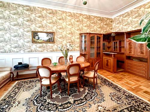 квартира по адресу Александра Конисского ул., 30