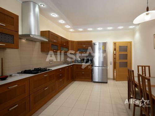 квартира за адресою Волоська вул., 51/27