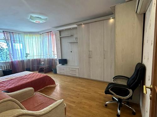 квартира за адресою Миколи Бажана просп., 10