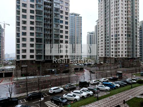 квартира за адресою Андрія Верхогляда вул. (Михайла Драгомирова), 20