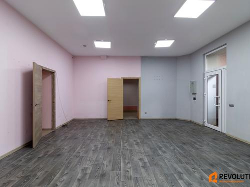 комерційна за адресою Боголюбова, 8