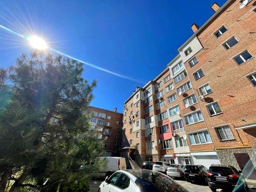 квартира по адресу Заречанская ул., 22/3