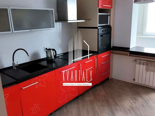 квартира за адресою Ревуцького вул., 42