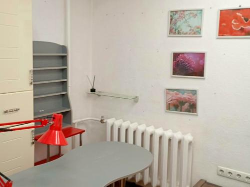 комерційна за адресою Академіка Заболотного вул., 66