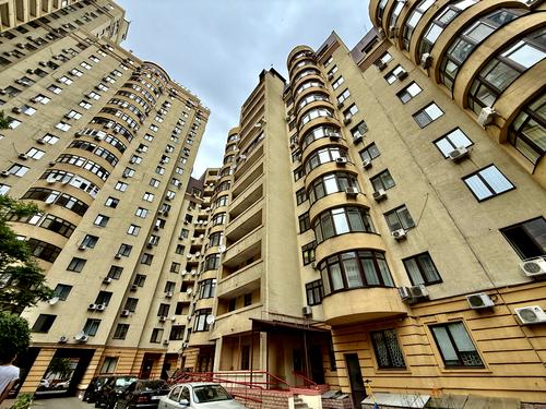 квартира за адресою Дмитрівська вул., 69