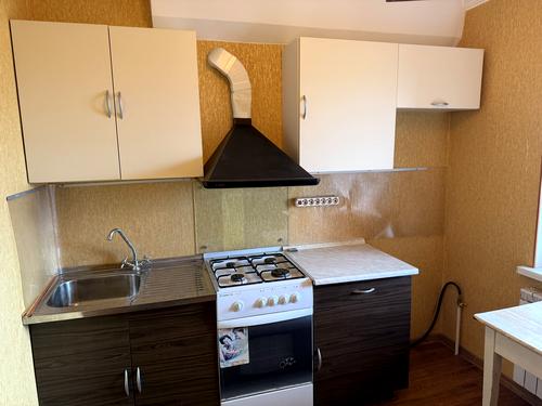 квартира за адресою Богатирська вул., 2