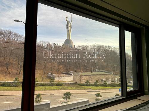 коммерческая по адресу Киев, Редутна, 67