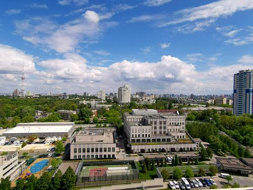 квартира за адресою Авіаконструктора Ігоря Сікорського вул. (Танкова), 4-Б