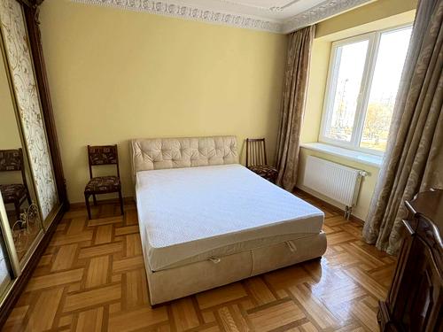 квартира за адресою Авраама Лінкольна вул. (), 6