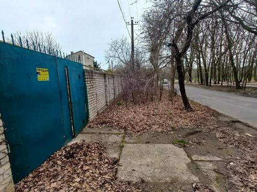 ділянка за адресою Горіхова вул.