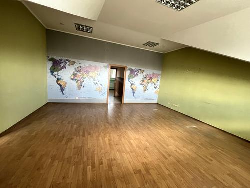 комерційна за адресою Зелена вул., 131