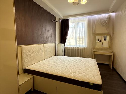 квартира за адресою Максима Славинського вул. (Красноводська), 1