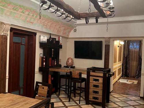 будинок за адресою Горіхова вул.