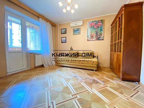 квартира по адресу Ларисы Руденко ул., 13