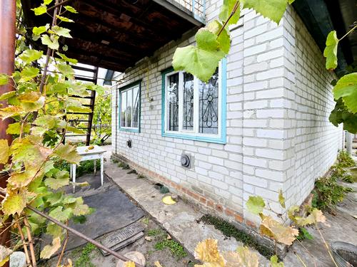 будинок за адресою с. Самусіївка, вул. Виноградна