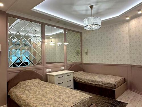 квартира за адресою Бернардацці вул. (Красних Зір), 2а