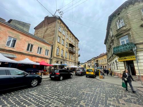 комерційна за адресою Шпитальна вул., 26