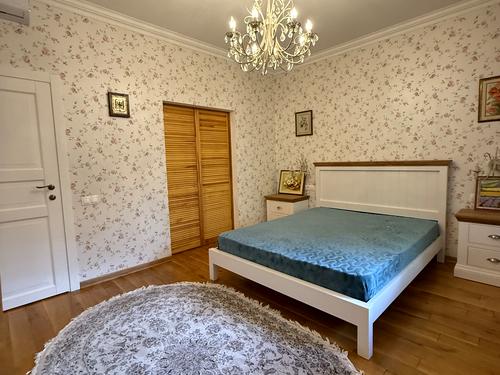 будинок за адресою Вишнева, 41А
