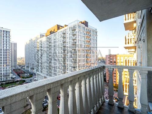 квартира за адресою Михайла Максимовича вул. (Онуфрія Трутенка), 28-Б