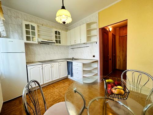 квартира за адресою Мішуги, 3