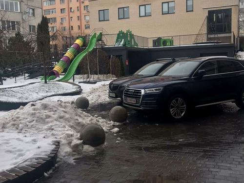 квартира за адресою Степана Бандери вул., 15