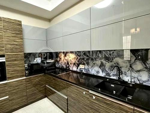 квартира за адресою Успішна вул., 18