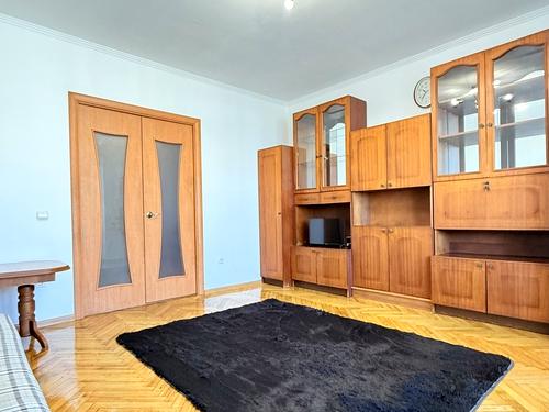 квартира за адресою Хмельницького вул., 271