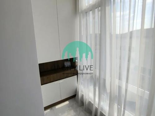 квартира за адресою Макогона вул., 25