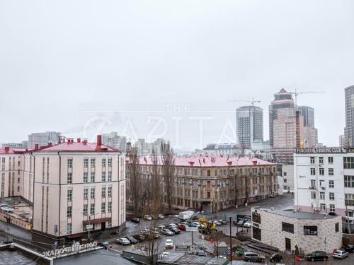 квартира по адресу Василия Тютюнника ул. (Анрі Барбюса), 37/1