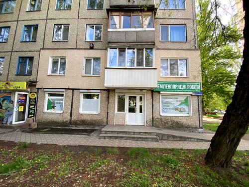 комерційна за адресою 200-річчя Кривого Рогу просп., 12