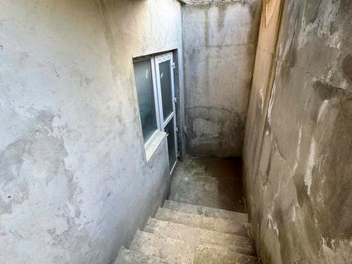 комерційна за адресою Василя Стуса вул., 30д