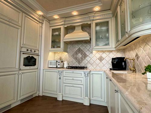 квартира по адресу Червоной Калины просп., 58б