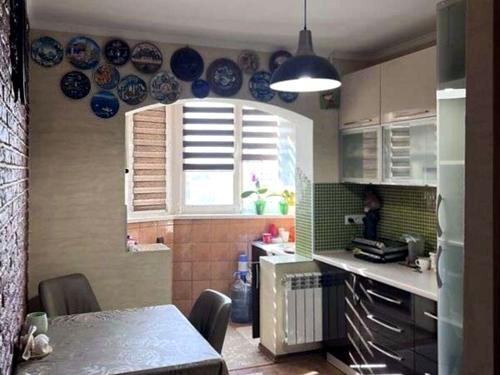 квартира за адресою Кримська вул., 74