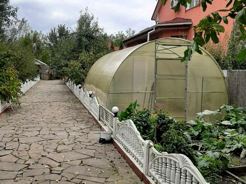 дом по адресу Деснянская ул.