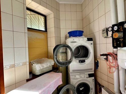 будинок за адресою Центральна вул.
