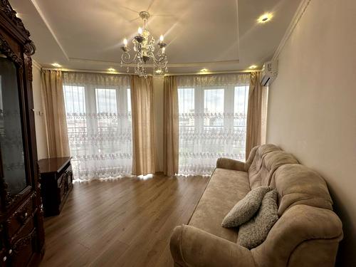квартира по адресу Долгая ул., 20б