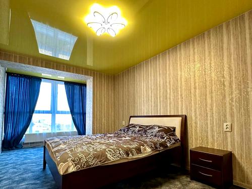 квартира за адресою Незалежності вул., 21