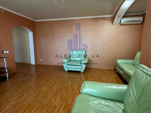 квартира за адресою Перемоги просп., 18