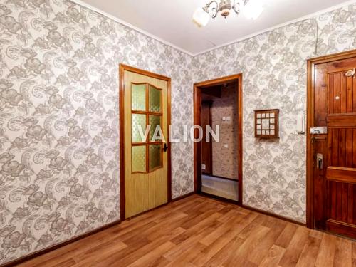 квартира за адресою Анни Ахматової вул., 16-В