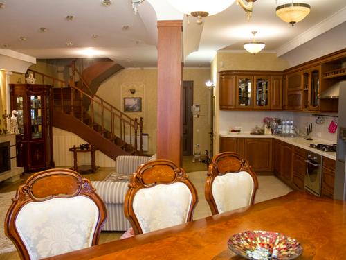 квартира по адресу Парусная ул. (Героев Сталинграда), 3