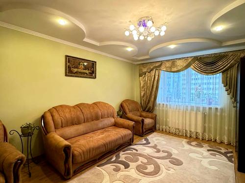 квартира за адресою Галицька вул., 203